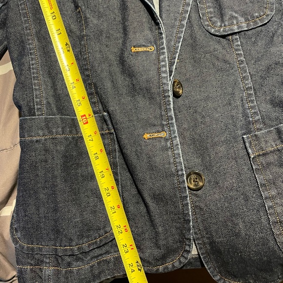 Gap Jean Jacket - Picture 8 of 9